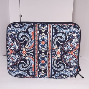 Vera Bradley Marrahesh Zippered Laptop / Computer Case - ELNC